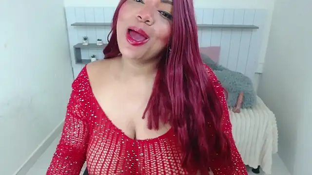 Ivonny Hot online show from June 2026 05:13:02 PM