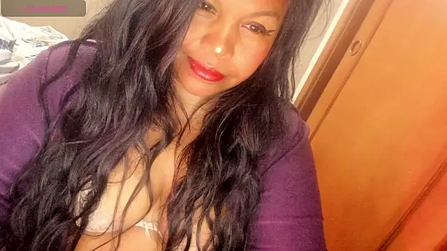 Snapshot of ebonycamelia chatting on July 2026 09:51:02 PM ebonycamelia online show from July 2026 09:51:02 PM