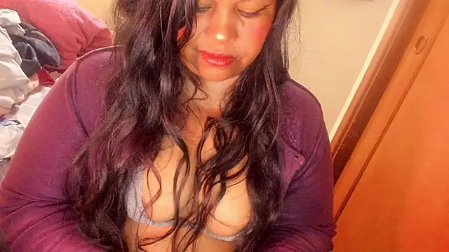 Snapshot of ebonycamelia chatting on June 2026 07:30:02 PM ebonycamelia online show from June 2026 07:30:02 PM