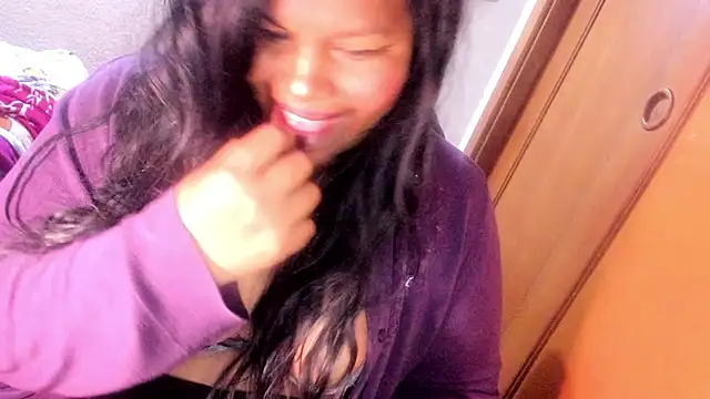 Snapshot of ebonycamelia chatting on June 2026 08:57:02 PM ebonycamelia online show from June 2026 08:57:02 PM