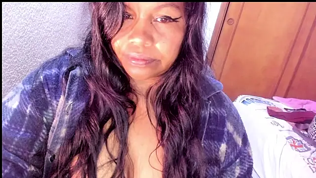 ebonycamelia online show from March 2026 11:44:01 PM