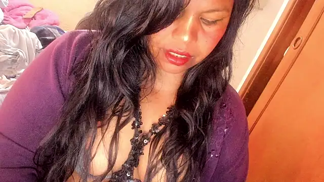 Snapshot of ebonycamelia chatting on June 2026 06:06:02 PM ebonycamelia online show from June 2026 06:06:02 PM