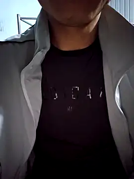 huykkk99 online show from February 2026 04:53:02 PM