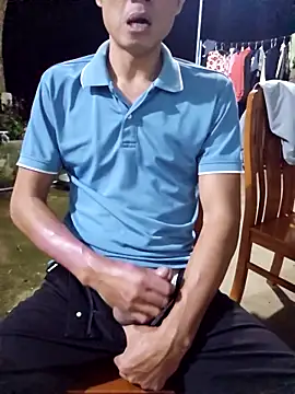 huykkk99 online show from February 2026 05:01:02 PM