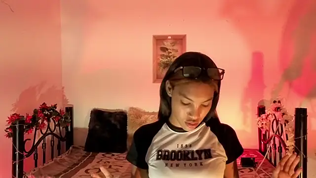 ginebra-n18 online show from November 2025 12:44:01 AM