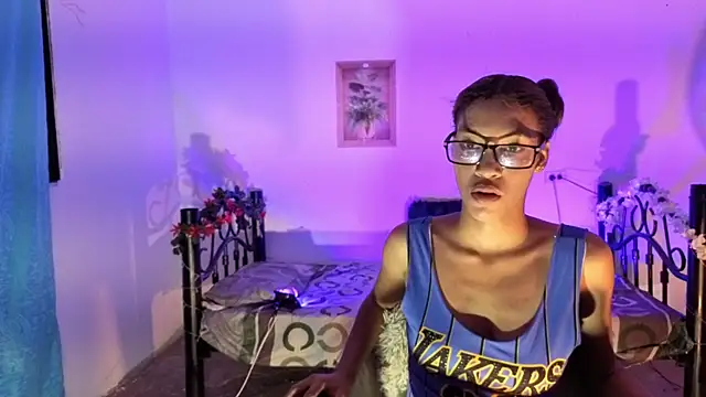 ginebra-n18 online show from November 2025 03:29:03 AM