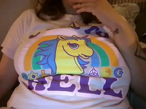 Snapshot of xxxluana chatting on November 2025 12:22:01 AM xxxluana online show from November 2025 12:22:01 AM