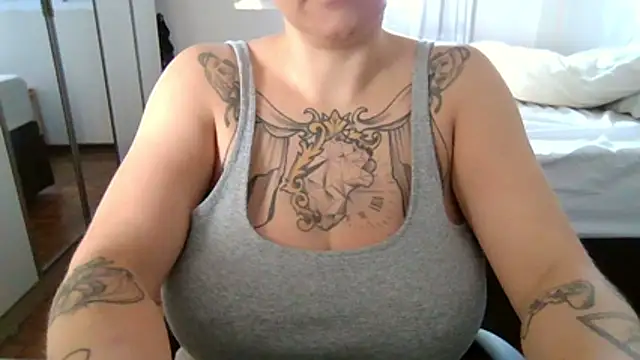 xxxluana online show from December 2025 05:16:01 PM