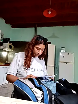 Snapshot of cata_bronw chatting on February 2026 09:00:01 PM cata bronw online show from February 2026 09:00:01 PM