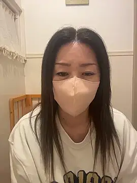 Snapshot of ---AN--- chatting on February 2026 02:50:02 PM ---AN--- online show from February 2026 02:50:02 PM