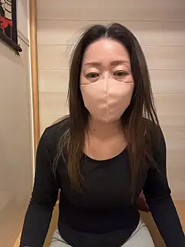 Snapshot of ---AN--- chatting on December 2025 04:56:01 PM ---AN--- online show from December 2025 04:56:01 PM