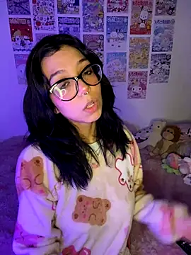 Snapshot of Valen-Foxx1 chatting on November 2025 05:40:02 AM Valen-Foxx1 online show from November 2025 05:40:02 AM