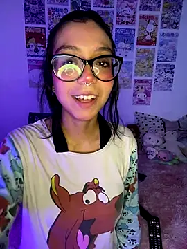 Snapshot of Valen-Foxx1 chatting on December 2025 05:39:02 AM Valen-Foxx1 online show from December 2025 05:39:02 AM