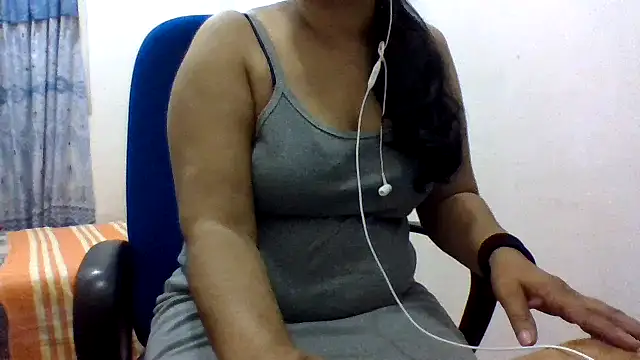 TricksySL online show from July 2026 02:34:02 PM
