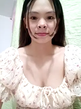 quynhquynh  online show from November 2025 03:23:01 PM
