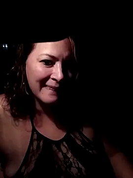 whitecream88 online show from November 2025 06:35:01 AM