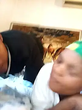 YELLOW-MELLO online show from January 2026 06:42:02 AM