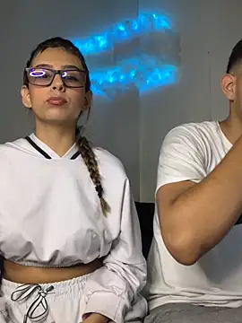 Snapshot of Sharlotte_Davin chatting on November 2025 01:17:01 AM Sharlotte Davin online show from November 2025 01:17:01 AM