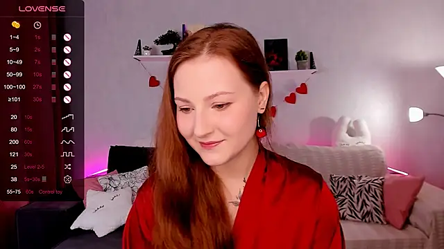 Snapshot of velvet_cherry_ chatting on December 2025 09:08:02 AM velvet cherry online show from December 2025 09:08:02 AM