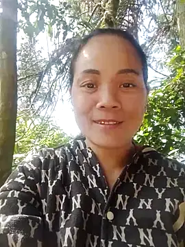 bela-hayes online show from November 2025 06:12:01 AM