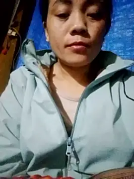 bela-hayes online show from December 2025 02:23:01 AM