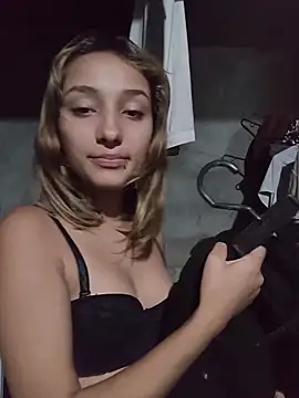 Meli deli1  online show from November 2025 10:53:01 PM