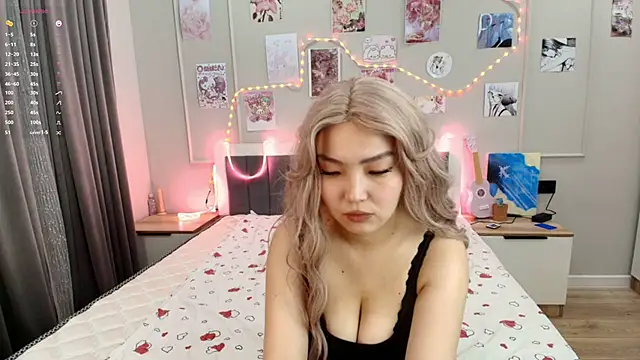 junamiin online show from November 2025 07:14:02 PM