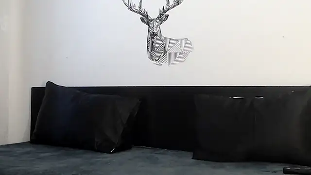 sweetl30 online show from February 2026 06:43:01 AM