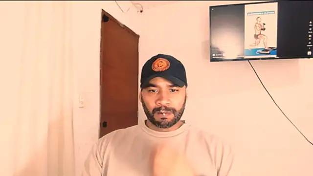 musclehetero online show from January 2026 01:18:02 PM