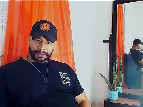 musclehetero online show from June 2026 06:18:02 PM