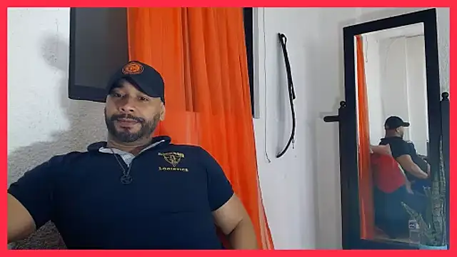 musclehetero online show from June 2026 04:13:01 PM