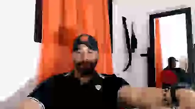 musclehetero online show from June 2026 10:42:02 AM