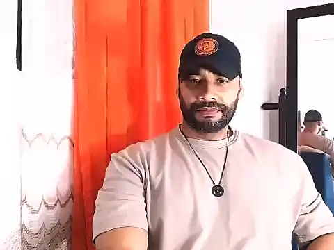 musclehetero online show from May 2026 03:11:02 PM