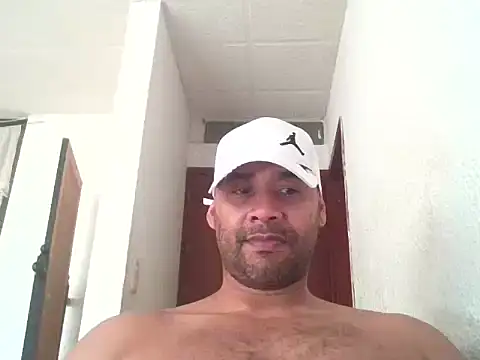 musclehetero online show from May 2026 08:45:02 PM