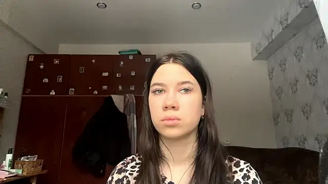 DebbiGoodknight online show from November 2025 07:41:01 AM