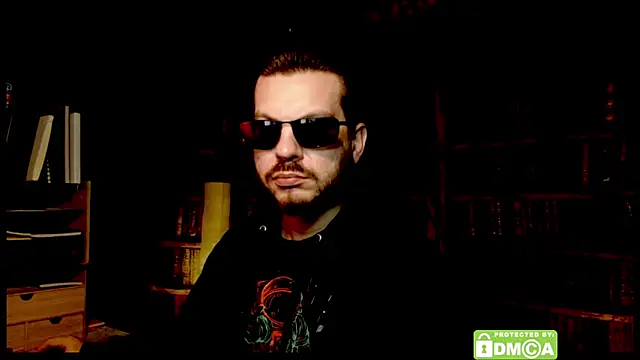 Snapshot of justshutupandwatch chatting on December 2025 12:16:02 AM justshutupandwatch online show from December 2025 12:16:02 AM