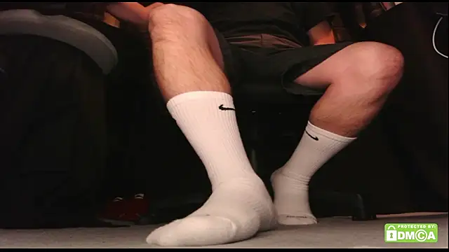 justshutupandwatch online show from April 2026 09:40:01 PM