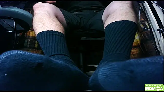 Snapshot of justshutupandwatch chatting on February 2026 10:33:01 PM justshutupandwatch online show from February 2026 10:33:01 PM