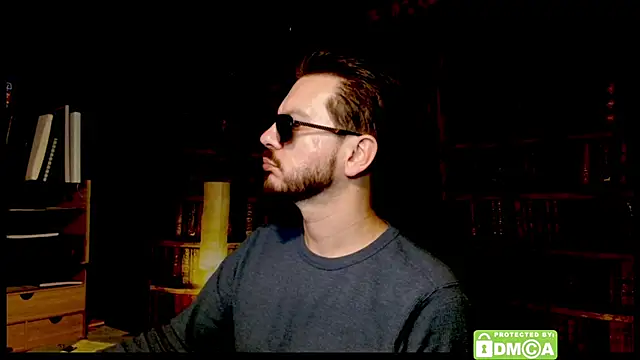 Snapshot of justshutupandwatch chatting on December 2025 09:58:01 AM justshutupandwatch online show from December 2025 09:58:01 AM