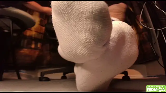 Snapshot of justshutupandwatch chatting on February 2026 06:37:01 AM justshutupandwatch online show from February 2026 06:37:01 AM