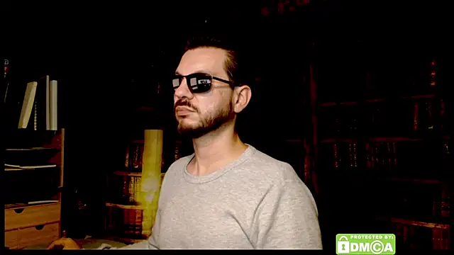 Snapshot of justshutupandwatch chatting on December 2025 04:50:01 AM justshutupandwatch online show from December 2025 04:50:01 AM