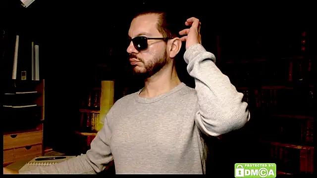 Snapshot of justshutupandwatch chatting on January 2026 10:17:01 PM justshutupandwatch online show from January 2026 10:17:01 PM