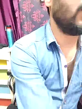 Cute Lucky online show from February 2026 10:05:01 PM