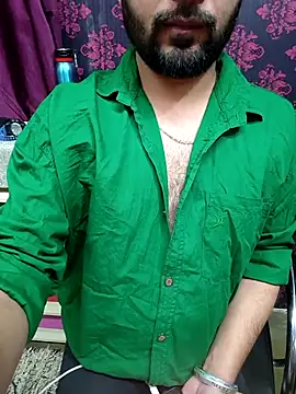 Cute Lucky online show from February 2026 10:15:02 AM