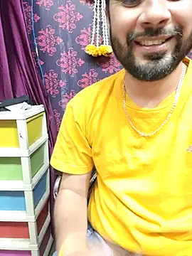 Cute Lucky online show from December 2025 11:25:01 AM