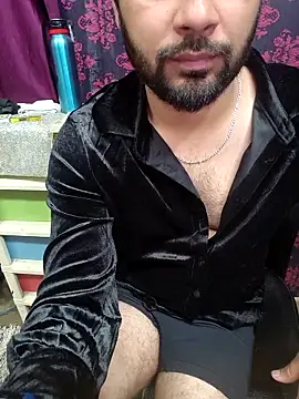 Cute Lucky online show from February 2026 09:59:02 PM