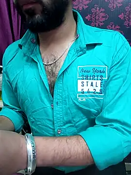 Cute Lucky online show from February 2026 10:46:02 AM