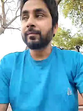 Cute Lucky online show from April 2026 12:12:02 PM