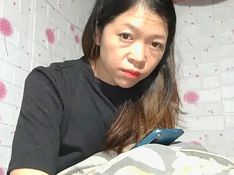 Snapshot of Kim_mon chatting on November 2025 01:59:02 AM Kim mon online show from November 2025 01:59:02 AM