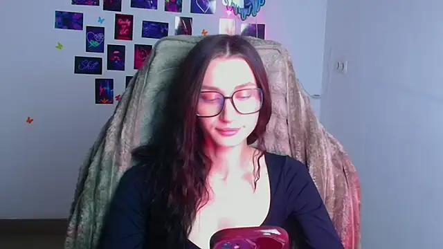 Snapshot of Stella_XO chatting on February 2026 06:24:01 AM Stella XO online show from February 2026 06:24:01 AM